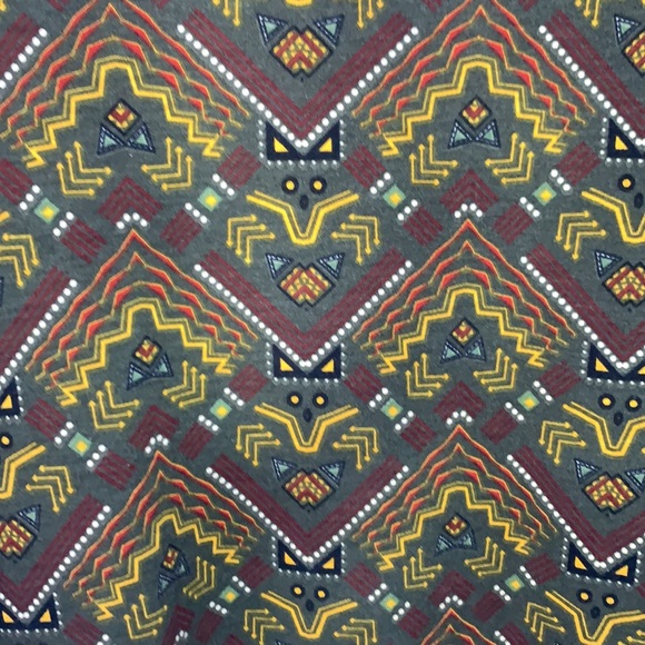 LuLaRoe Aztec Carly Green Yellow Tribal Stretch Swing Trapeze Dress Sz L - Picture 4 of 8